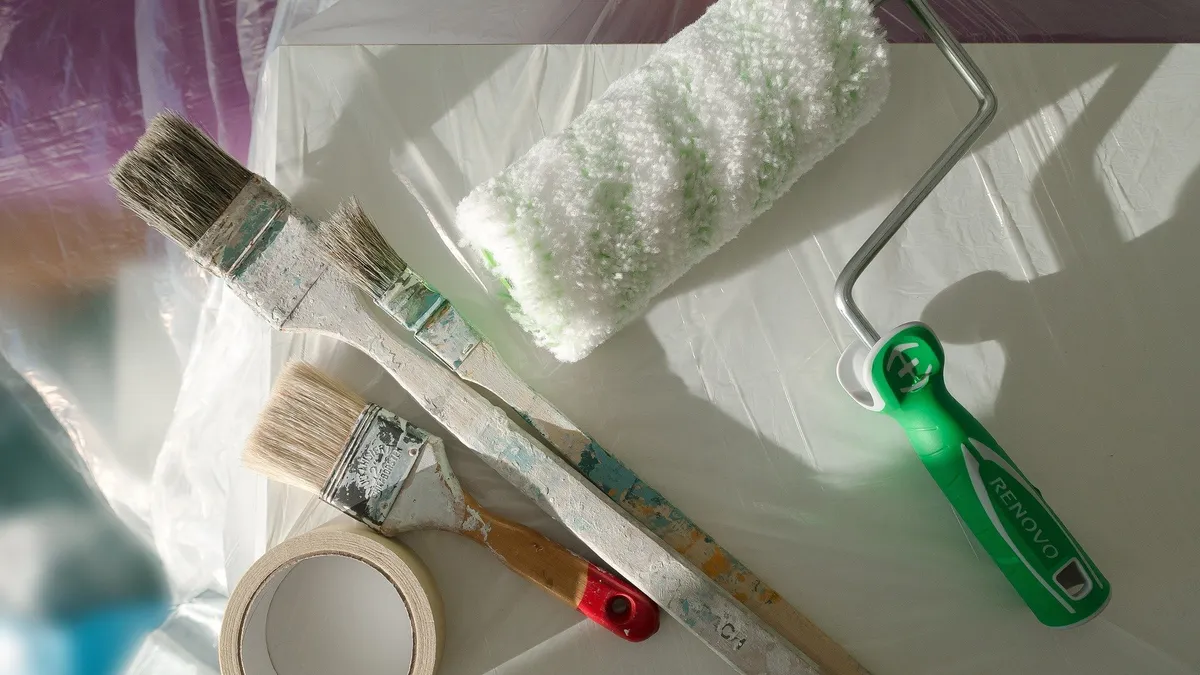 Eggshell paint with paint brush roller