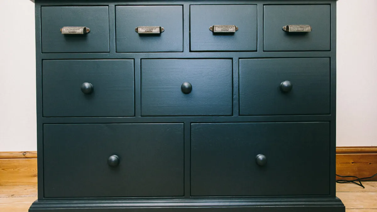 Eggshell painted furniture